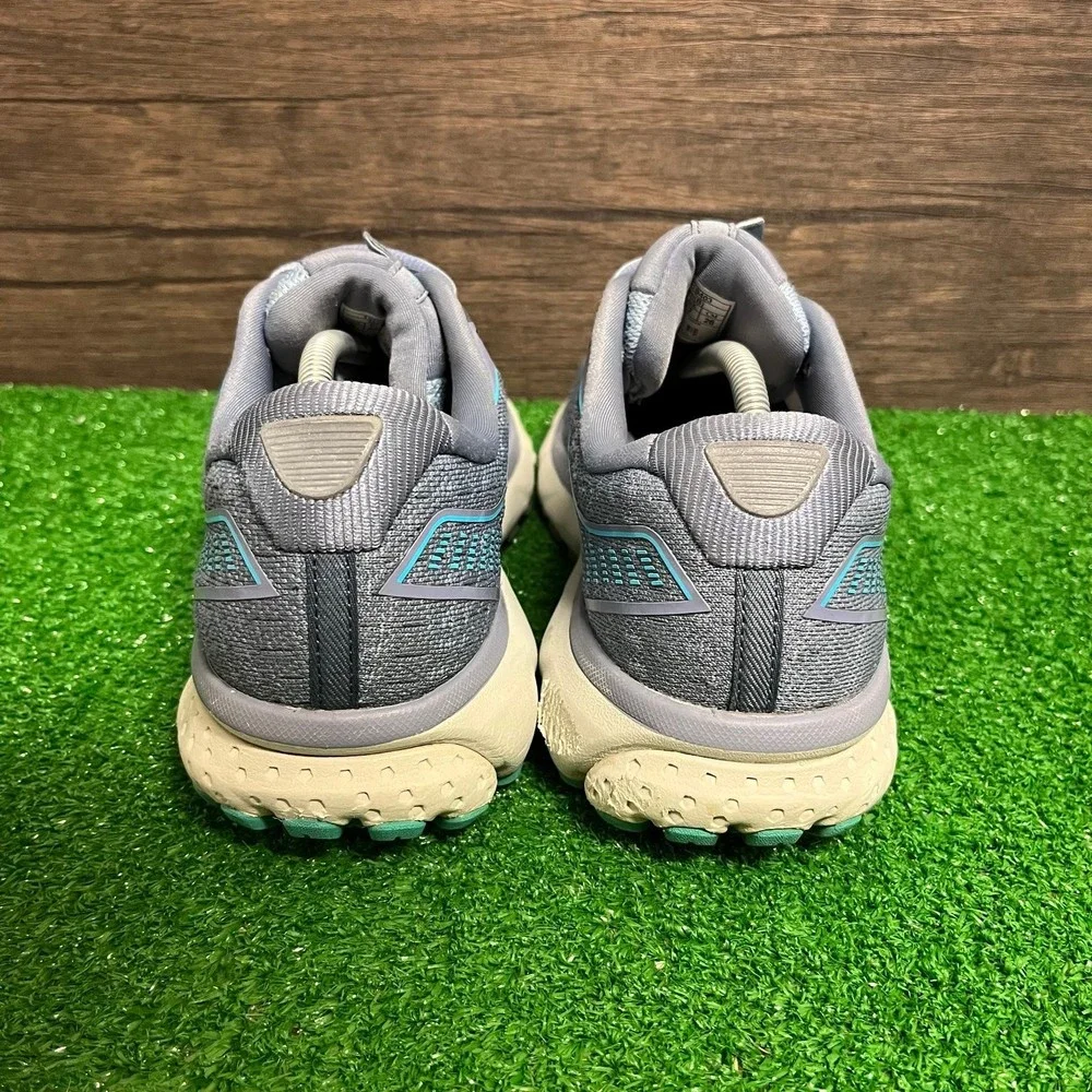 Brooks Ghost 12 Light Blue‎ Running Shoes Women’s Size 9 Medium